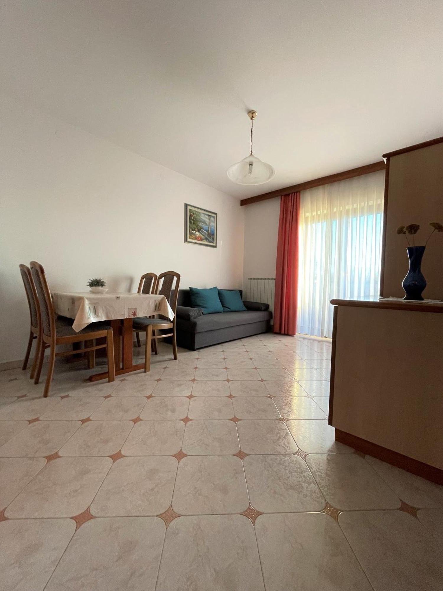 Apartments Villa Mirjam Пореч Екстериор снимка
